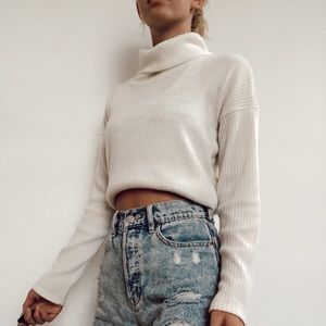 cute white ribbed turtleneck